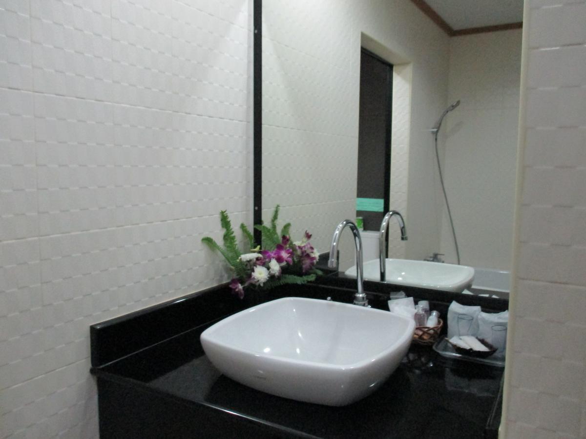 Lipa Bay Resort Lipa Noi Zewnętrze zdjęcie